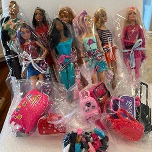 Doll assortment with accessories